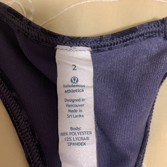 Lululemon tank top in excellent condition. - Picture 3 of 3